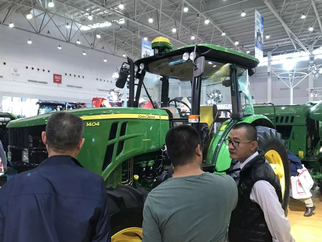 逛国际展岂能少了约翰迪尔（中国）？——“跃动之鹿”惊艳全场