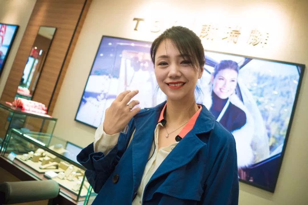 精致女人逛街需要几步,精致的女人和省钱的女人