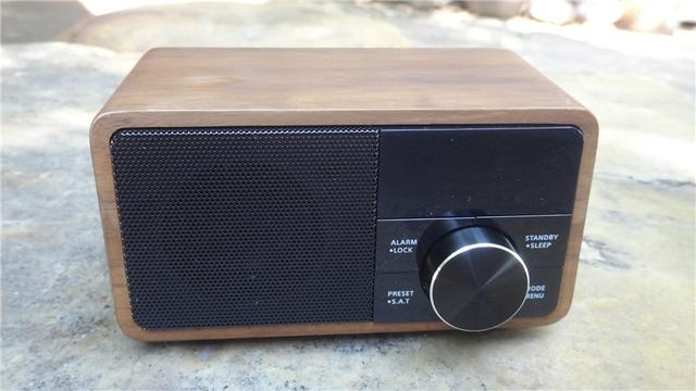 山进海顿迷你音箱收音机柔曼细音浸入耳