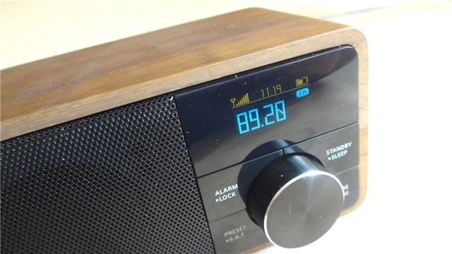 山进海顿迷你音箱收音机柔曼细音浸入耳