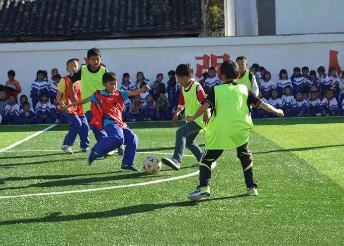 中国巴萨足球学校,中国巴塞罗那足球学院