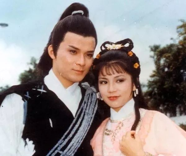 金庸武侠小说中最霸气的十首诗,金庸武侠最有名的诗词