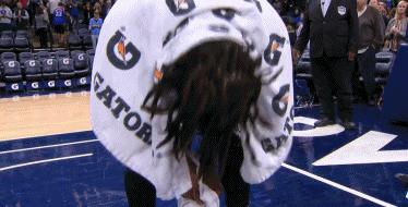 万圣节他扮演7年前的自己！打哭了所有人