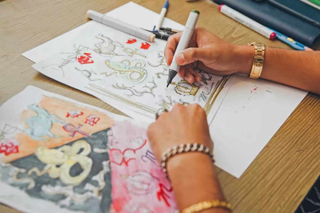 潮流女孩子,潮流的女人特点是什么