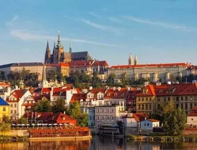 舒适的旅游体验,舒适惬意的欧洲小镇生活