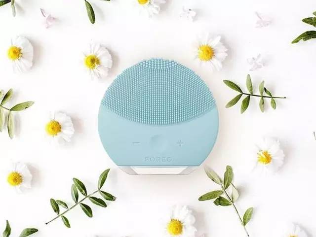 11.11超级团丨用手洗脸八千次，也不如用它洗一次干净