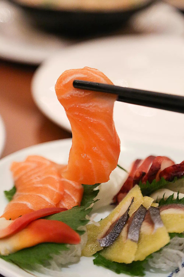 郑州好吃的海鲜自助餐厅推荐,让你一次吃个够的海鲜自助餐厅