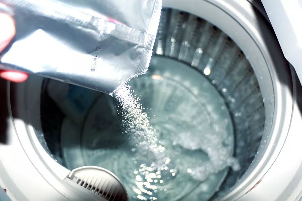 免清洗洗衣机清洁剂,洗衣机这样清洗比马桶还要脏