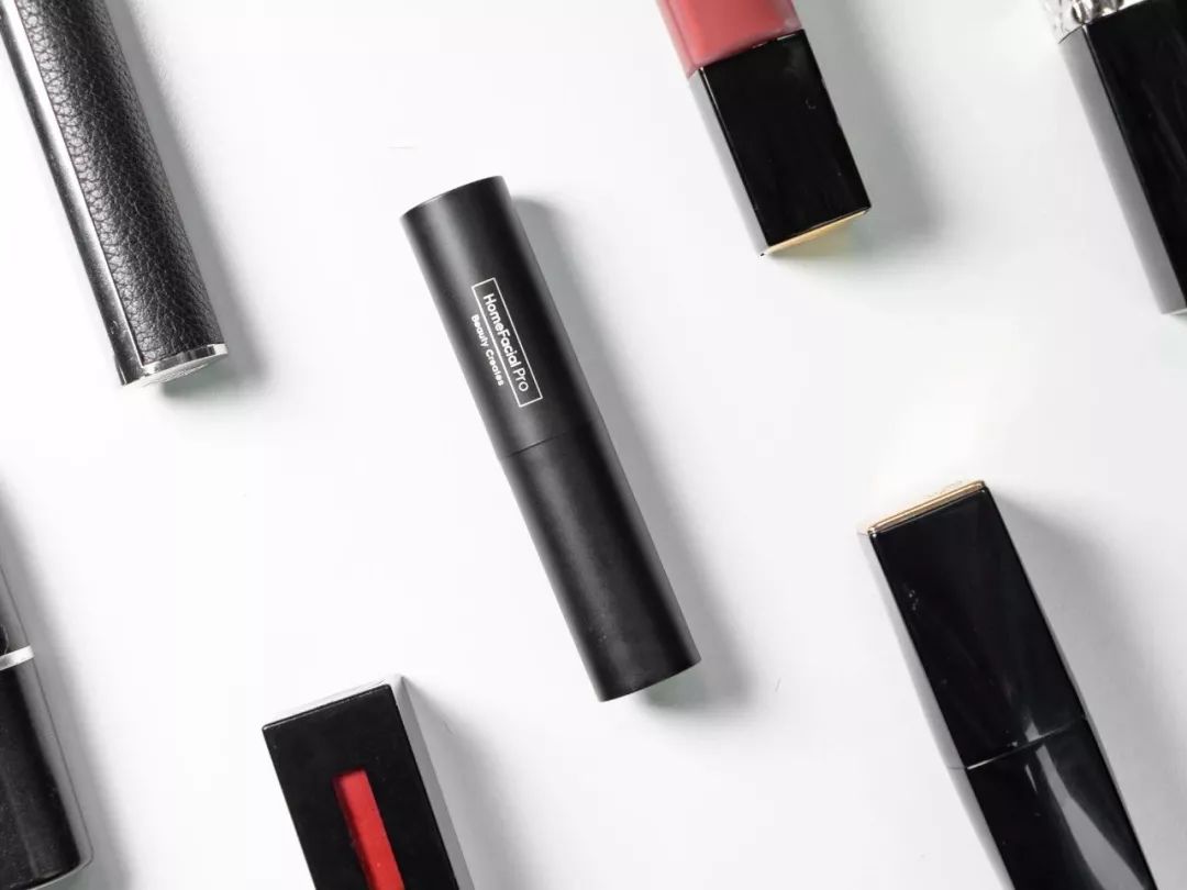 唇干去死皮的唇膏,干唇星人的急救小能手