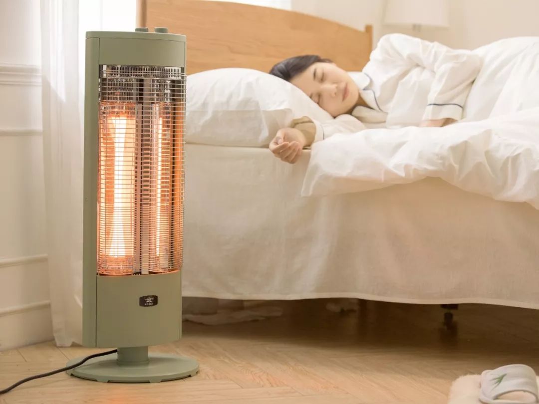 房间太冷空调开28度会不会暖一些,房间太冷放一盆冷水就不冷了