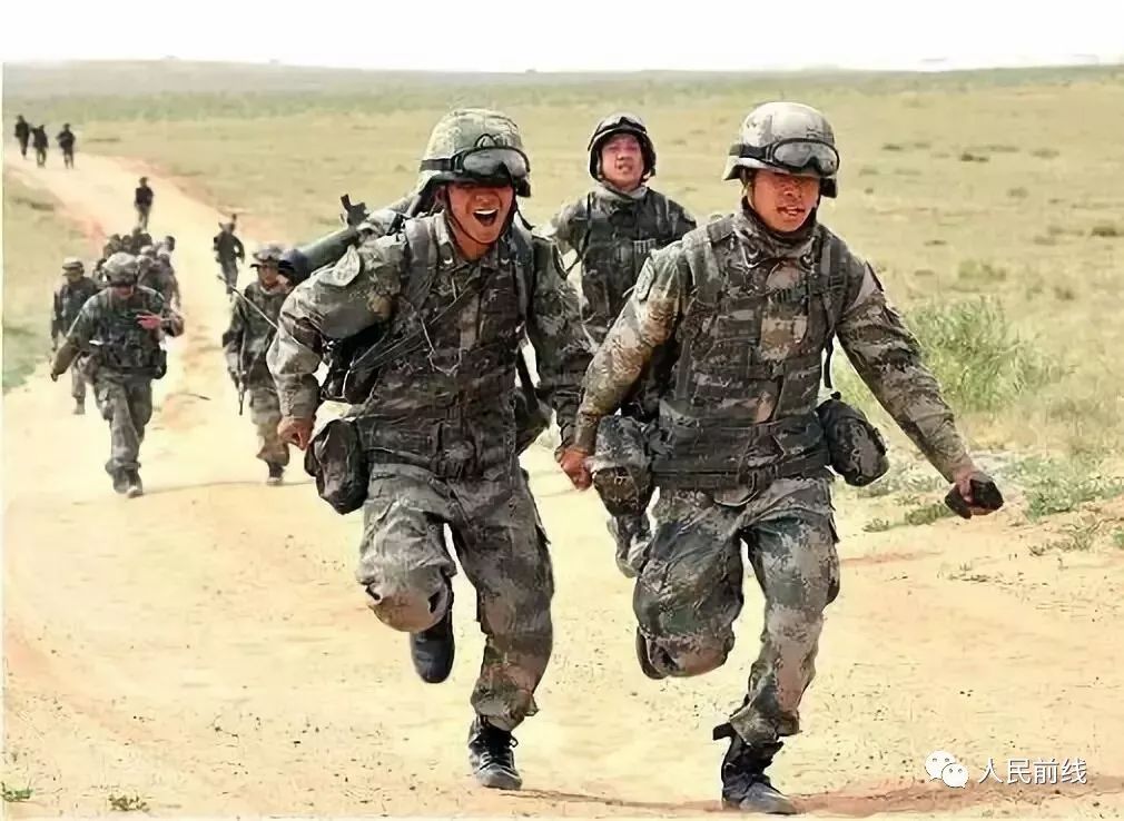 07式作战靴搭配什么裤子帅,07式作战靴霸气外露