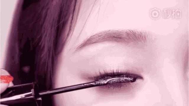 睫毛打底刷出苍蝇腿怎么办,睫毛刷成了苍蝇腿怎么补救