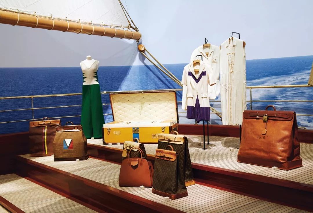 人类如何将旅行史藏在一只箱子中？