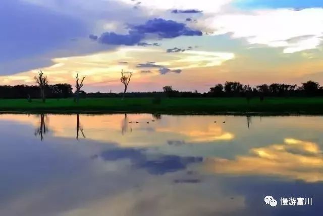 怎么去国外打工不花钱,怎么出去旅游不花钱