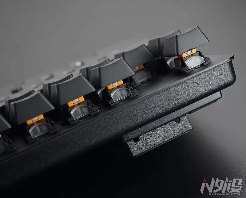 雷蛇黑寡妇蜘蛛x竞技版键盘鼠标,雷蛇黑寡妇v3键盘怎么下载驱动