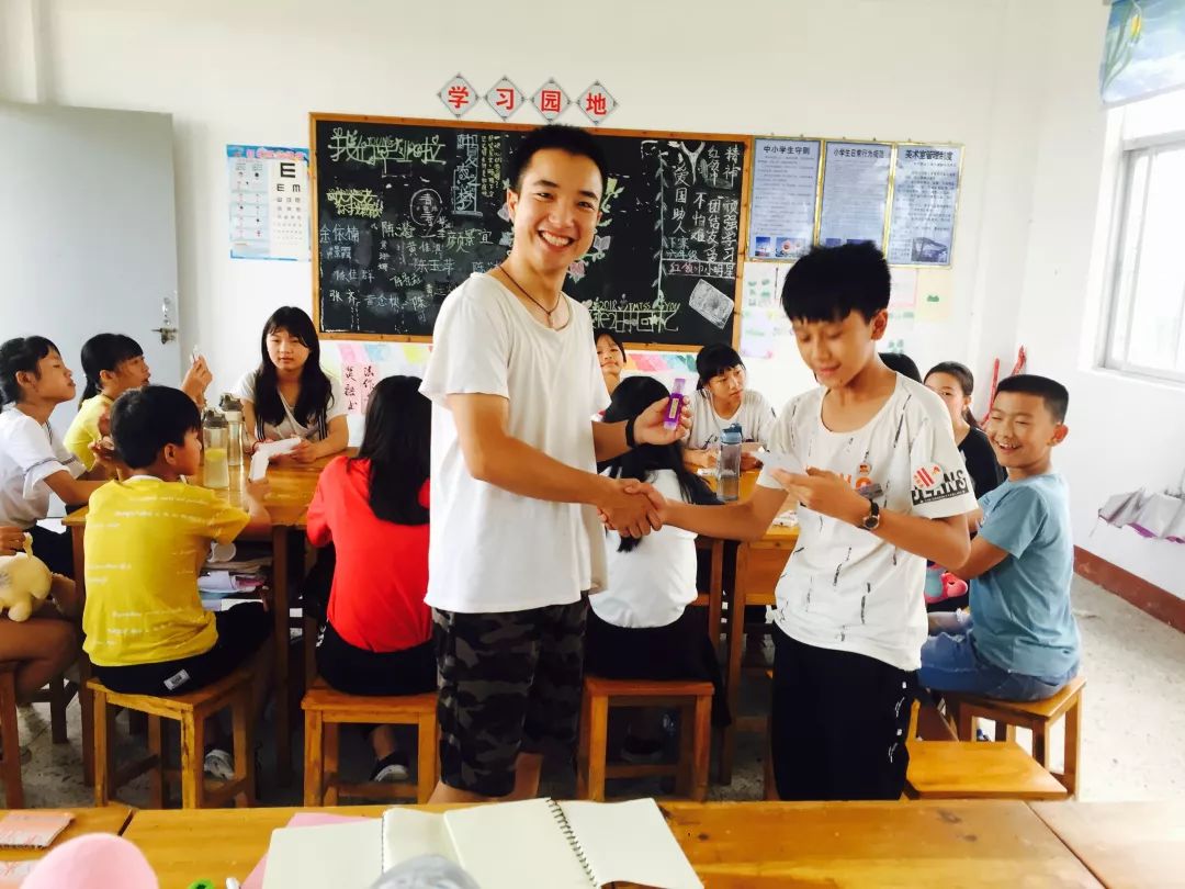 昨天这封信，内地和香港的我们都收到了