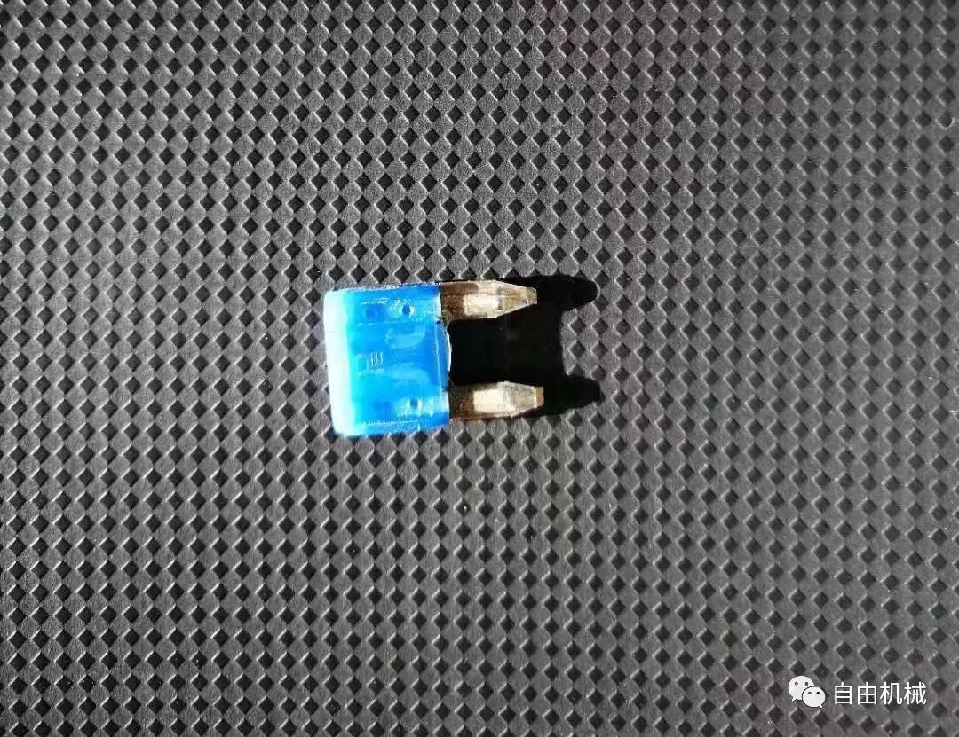 宝马gs最便宜多少钱,最便宜宝马g310gs摩托车