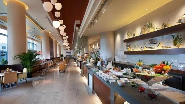 集渔冬阴功小龙虾自助,99元套餐活虾现做小龙虾送上门