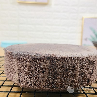 不用发酵的黑米糕做法,不需要打发的黑米糕