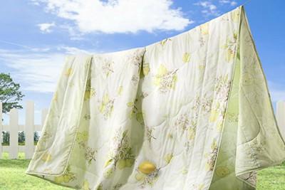 你的被子是怎么叠的,家里的被子别再晒了教你个小诀窍