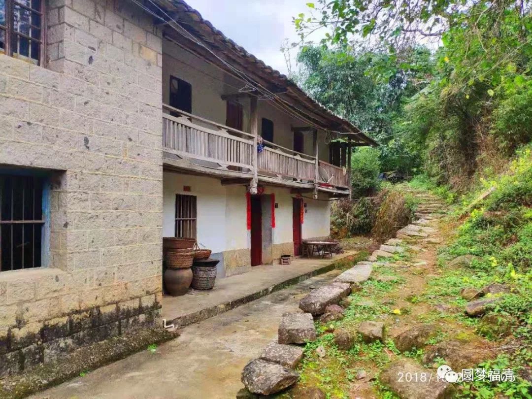 看一眼就忘不掉电影,看一眼一辈子都忘不掉的视频