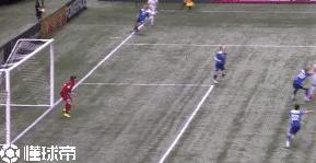 厉害！湖*姑北**娘荣膺亚洲足球小姐：从小跟男孩一起踢球