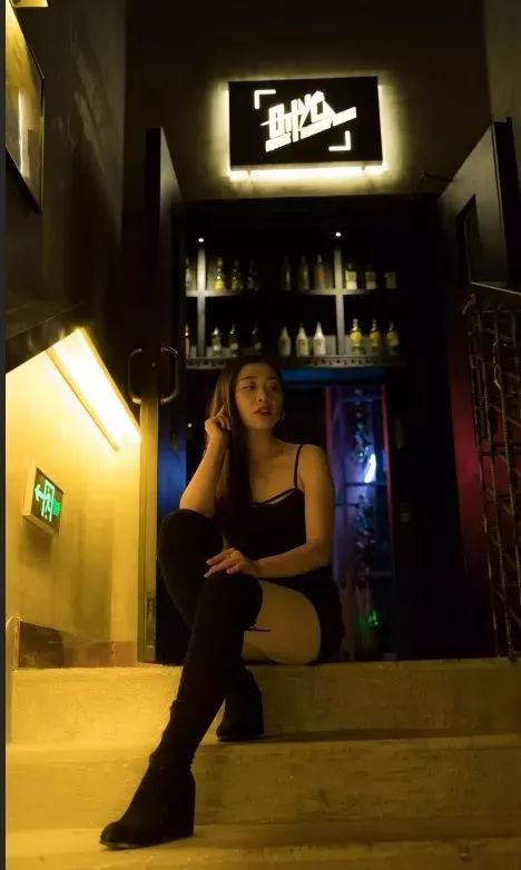 昆明小姐姐酒吧,昆明酒吧高颜值小姐姐