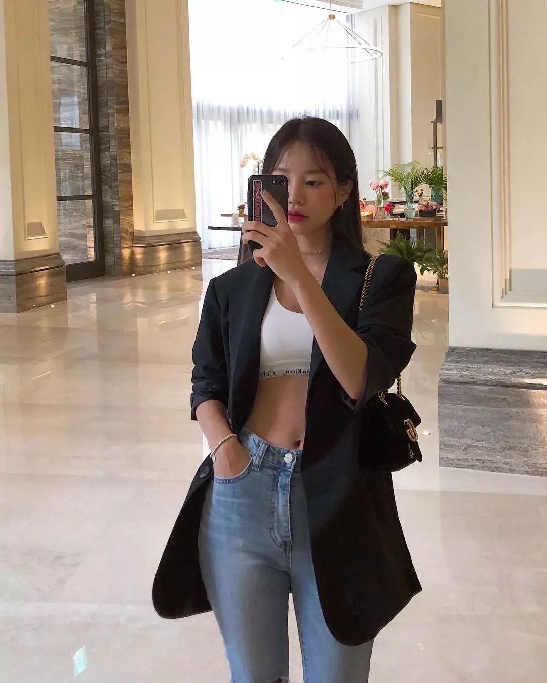 什么？！身高不足165CM的“厌世脸”也能当模特，韩国草根博主Mulbada用她的超高衣品做到了！