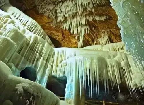 万年的冰洞奇观,带你探秘300多万年的神秘冰洞