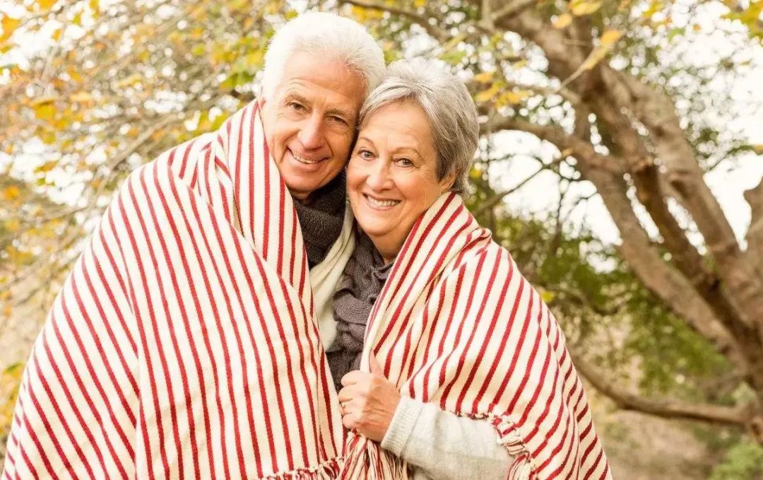 关节有时咔嚓响一声是怎么回事,骨头咔咔响是得了关节病吗