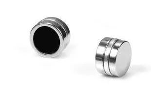 耳夹高级感珍珠,精致耳夹高级感珍珠元素