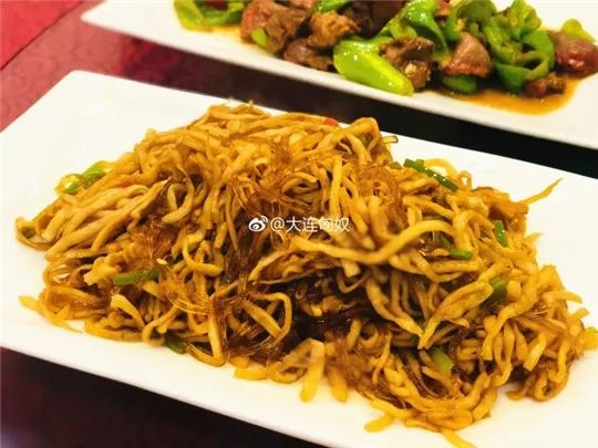 「吃在大连」点上几个家常菜，酒斟满，干就完了！