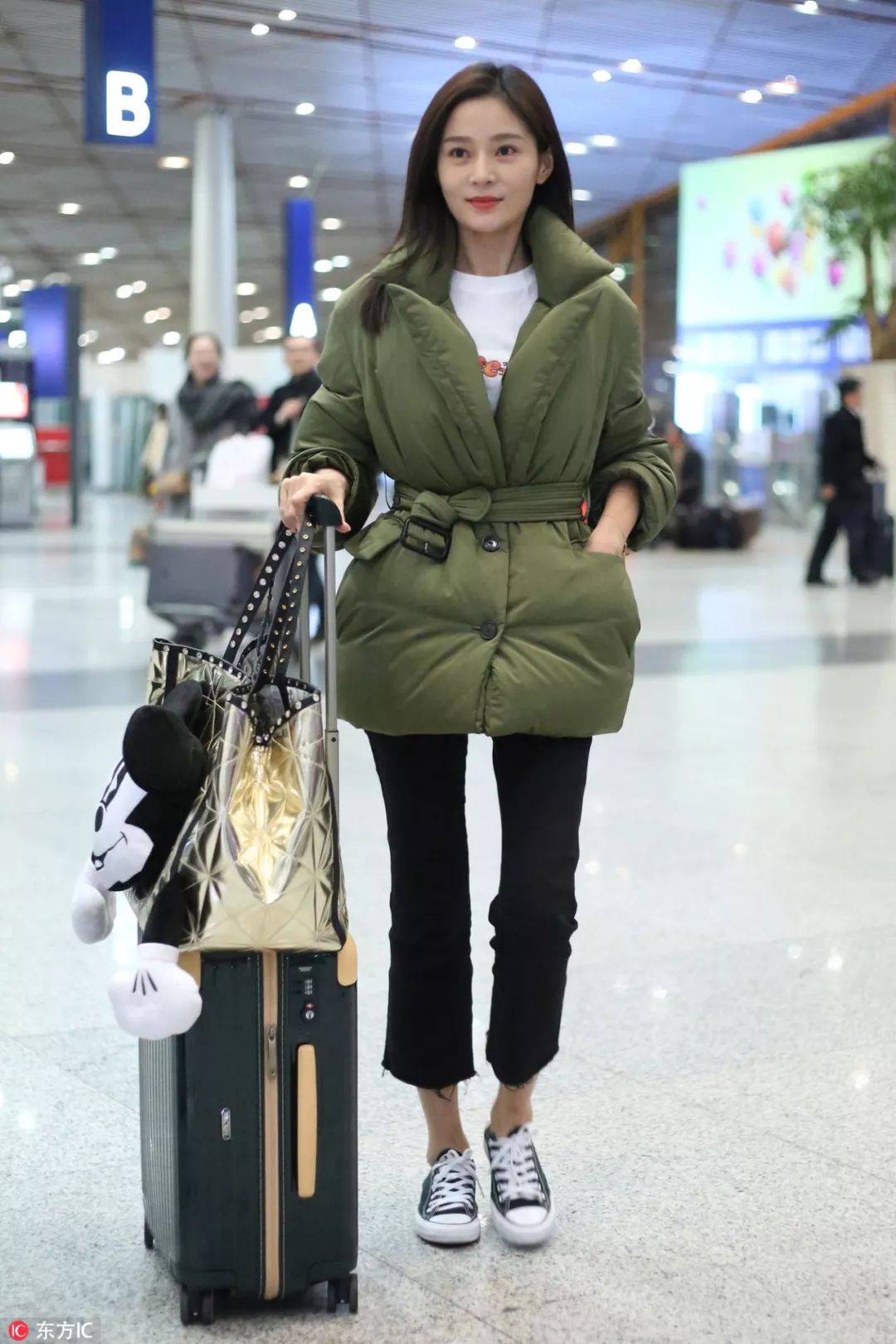 一穿羽绒服就出汗怎么办,一穿羽绒服就很丑