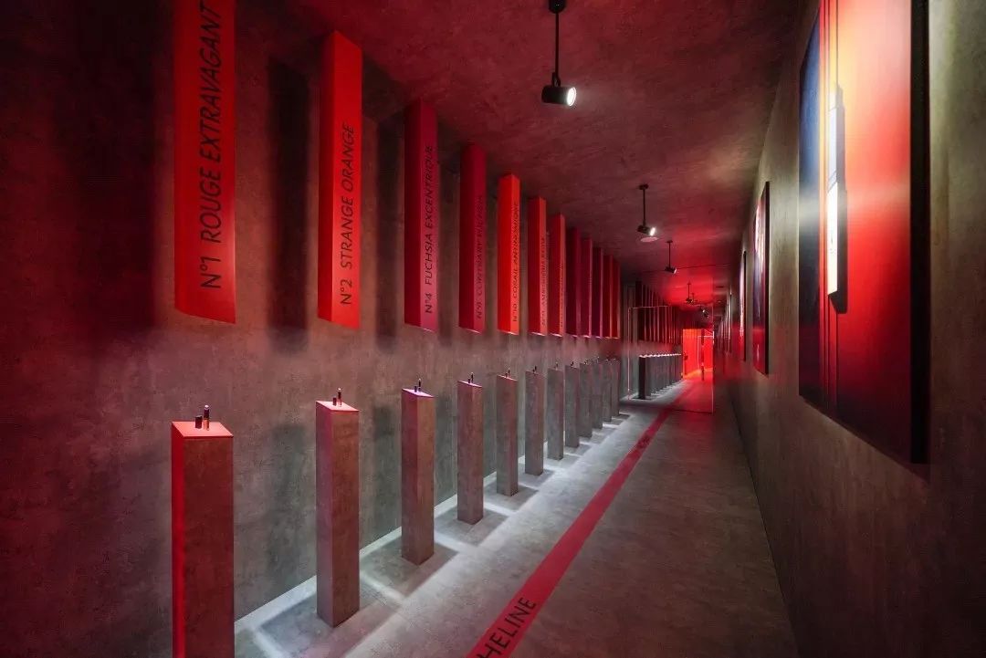 YSL在上海开了家快闪酒店,我们去试了她家新口红!