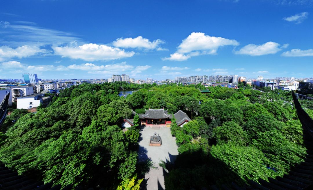 双流红枫海在哪,红枫湖风景区开放时间最新消息