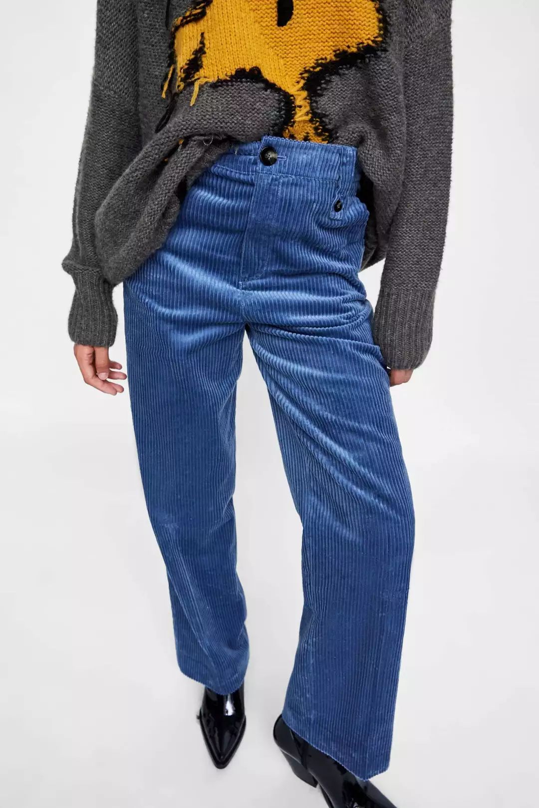 今年流行啥颜色搭配,最近流行的颜色搭配