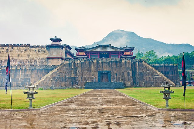 春节横店影视城门票价格表,横店影视城春节免费游玩