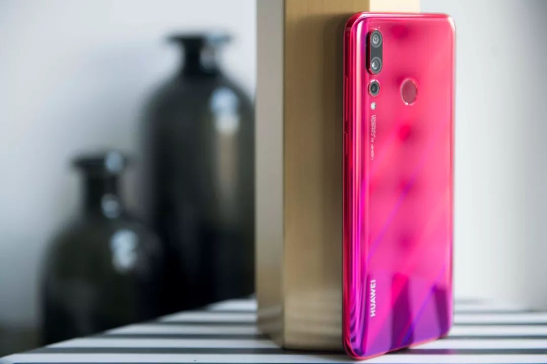 关于「高级」的N种打开方式，红色算一种