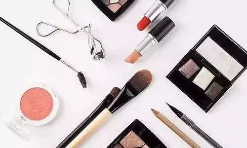 曝光！这种2、300元的东西成本不超1元，生产过程触目惊心！你老婆可能正在用……