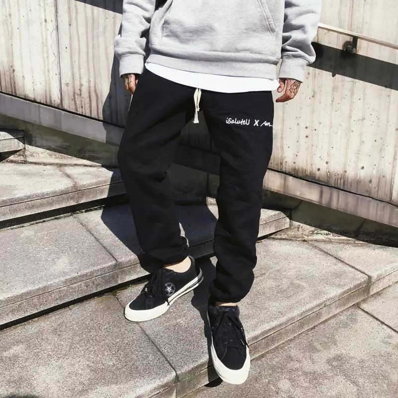 aj1和aj3aj11怎么选,aj11脚感与aj12