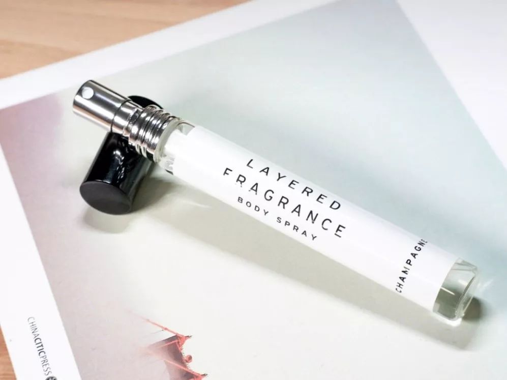 鏃ユ湰濂冲＋棣欐按鎺ㄨ崘钃濊壊鐡跺瓙,鏃ユ湰璇曠棣欐按