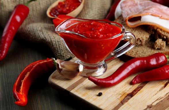 短短五个月时间，他把辣椒酱店铺做到一皇冠，收获大量客户