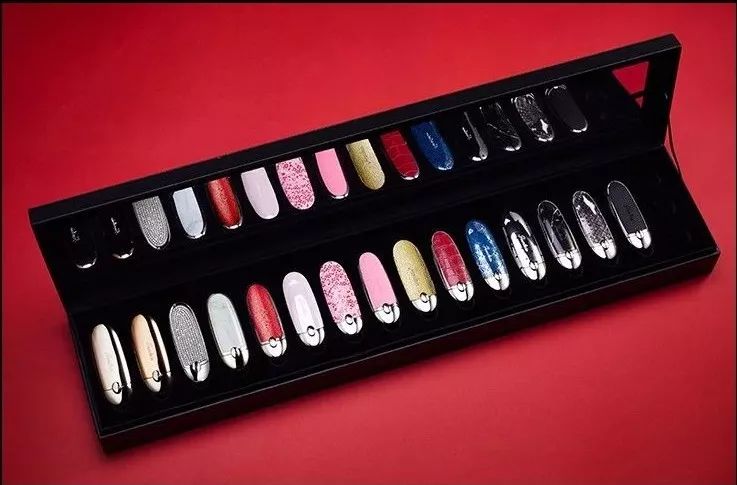 请问小姐你有100张嘴嘛？你管我，我就是要买口红！