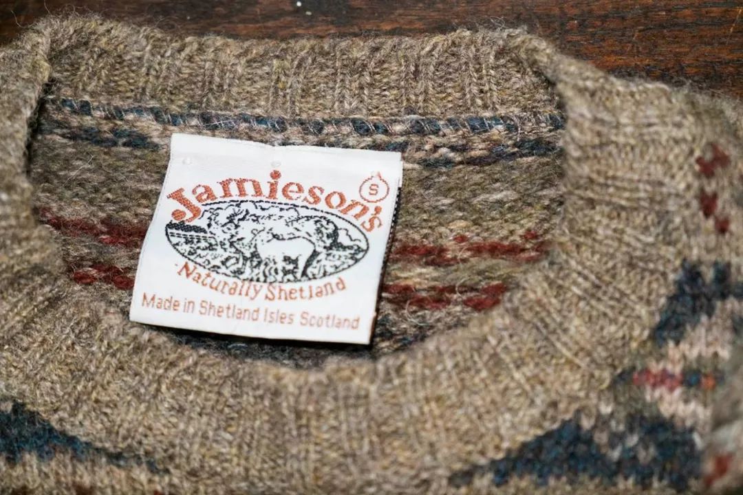 儿时的毛衣都是妈妈织的,回忆年轻时候织的毛衣