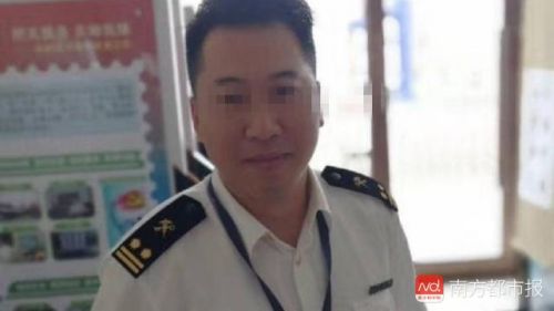 大连海关管兆津代购女照片,大连海关管兆津14名代购