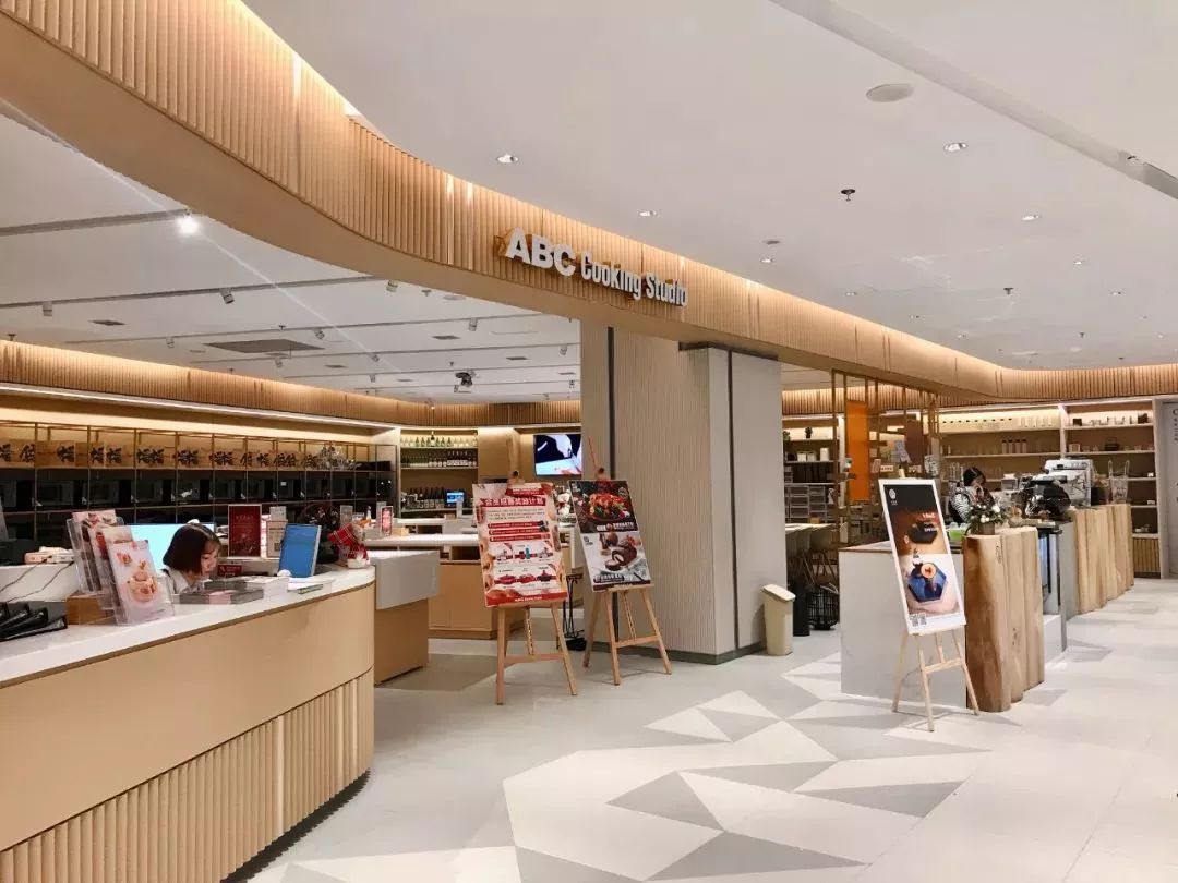 旅行/阅读/小众设计……逛逛这些能满足你精致生活幻想的美学概念店