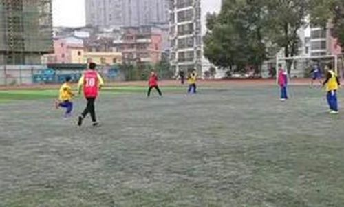 九江市第十一中学足球班级联赛圆满落幕