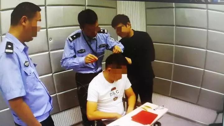 贩毒被抓歌手,18人被捕吸毒贩毒