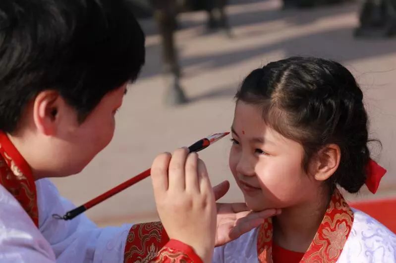 开笔礼｜家有萌娃的家长们，华商报小记者寒假活动专属邀请函，请查收！