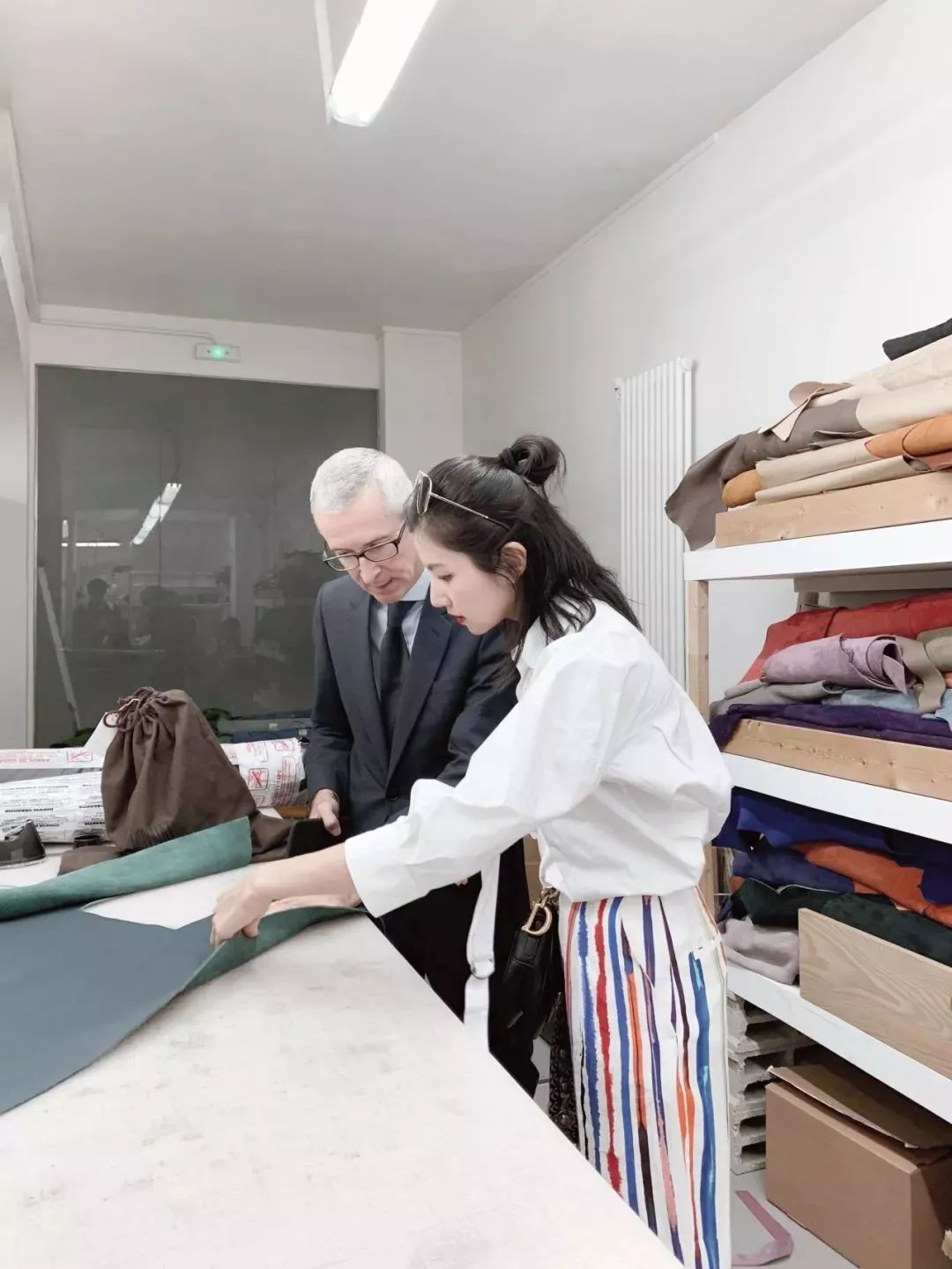 适合工薪阶层背的包,不同收入的仙女都适合背什么包